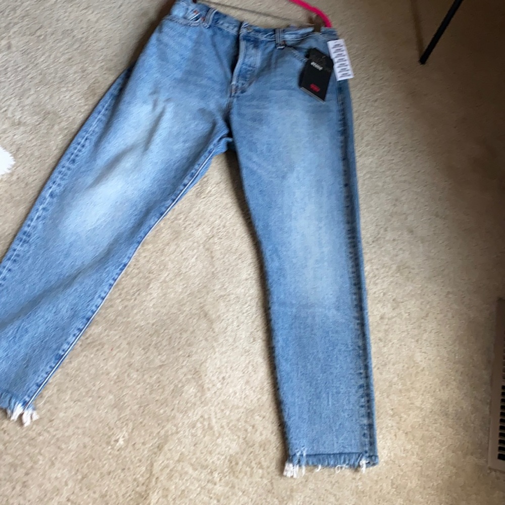 LEVI’S TIMELESS DENIM! Brand NEW! NEVER WORN